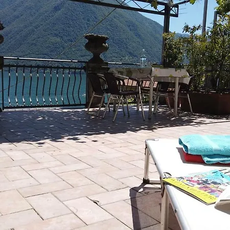 Ada Argegno, Lake Como View شقة آرجينيو